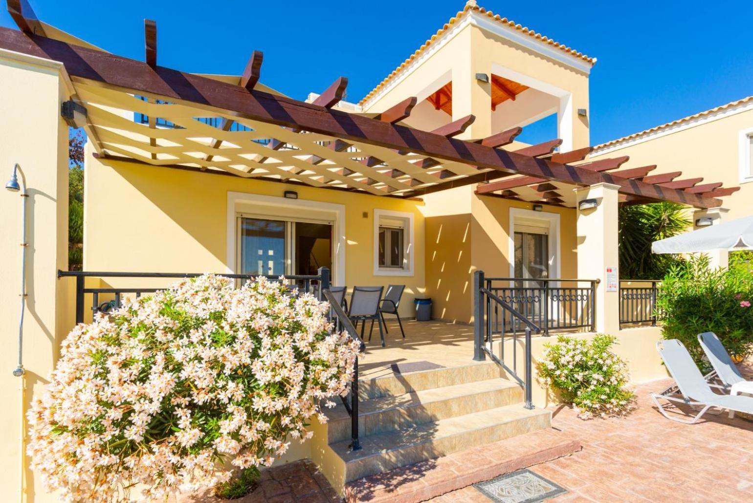 Villa Mary Gerani  Exterior photo